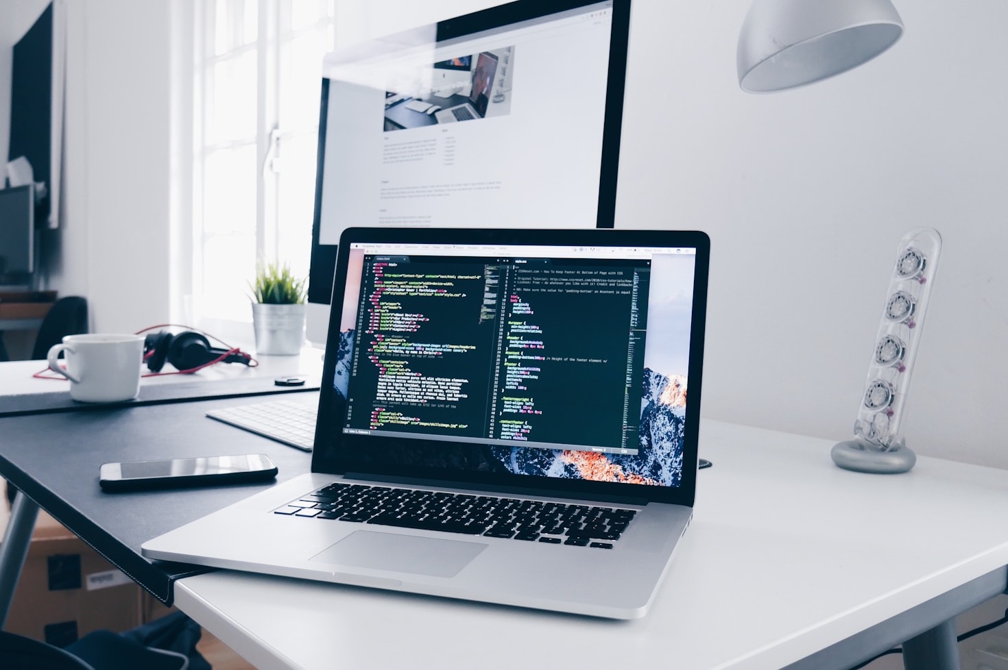 Как JetHost AI Builder променя уеб дизайна